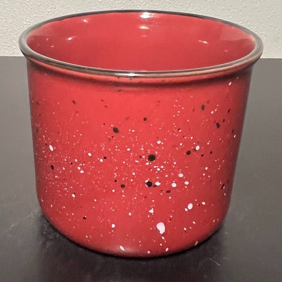 Wisconsin Dells Souvenir Camping Style Stoneware Maroon Mug - Picture 3 of 6